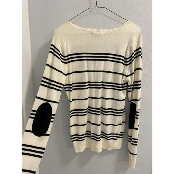 BANANA REPUBLIC WOMEN SWEATER SIZE SMALL OFF WHITE & BLACK GREAT CONDITION - Picture 5 of 6